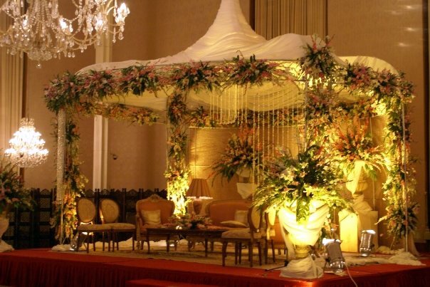 PICS AiwaneSadar being used as a Wedding hall